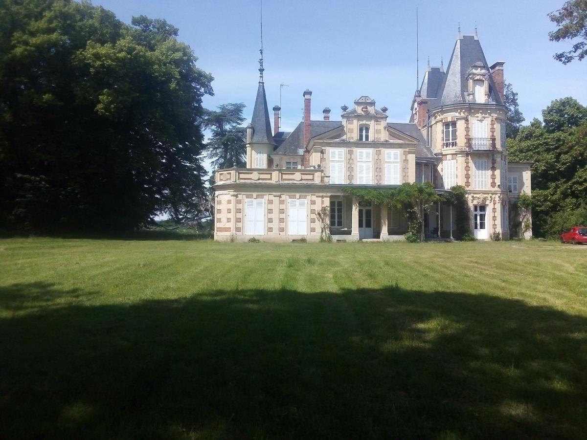 Chateau De Maucouvent 讷韦尔 外观 照片