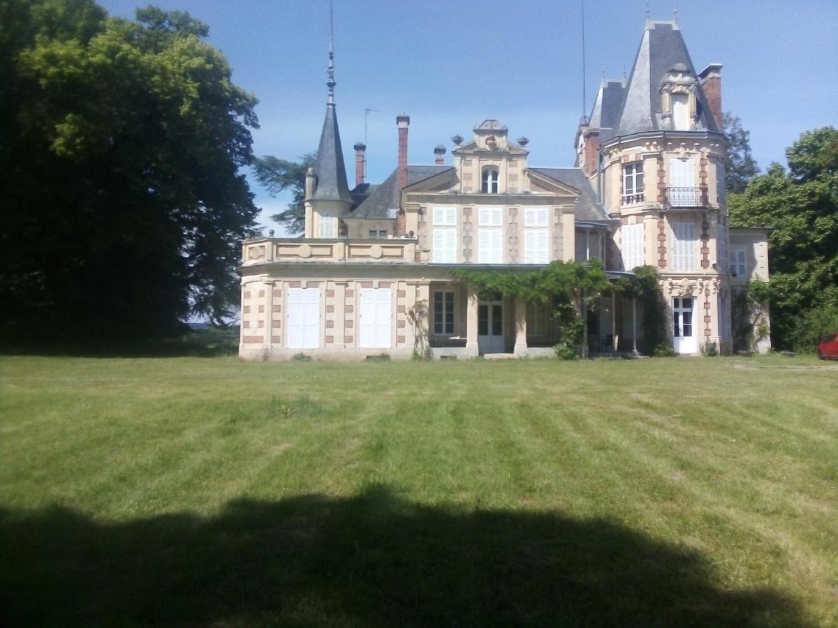 Chateau De Maucouvent 讷韦尔 外观 照片